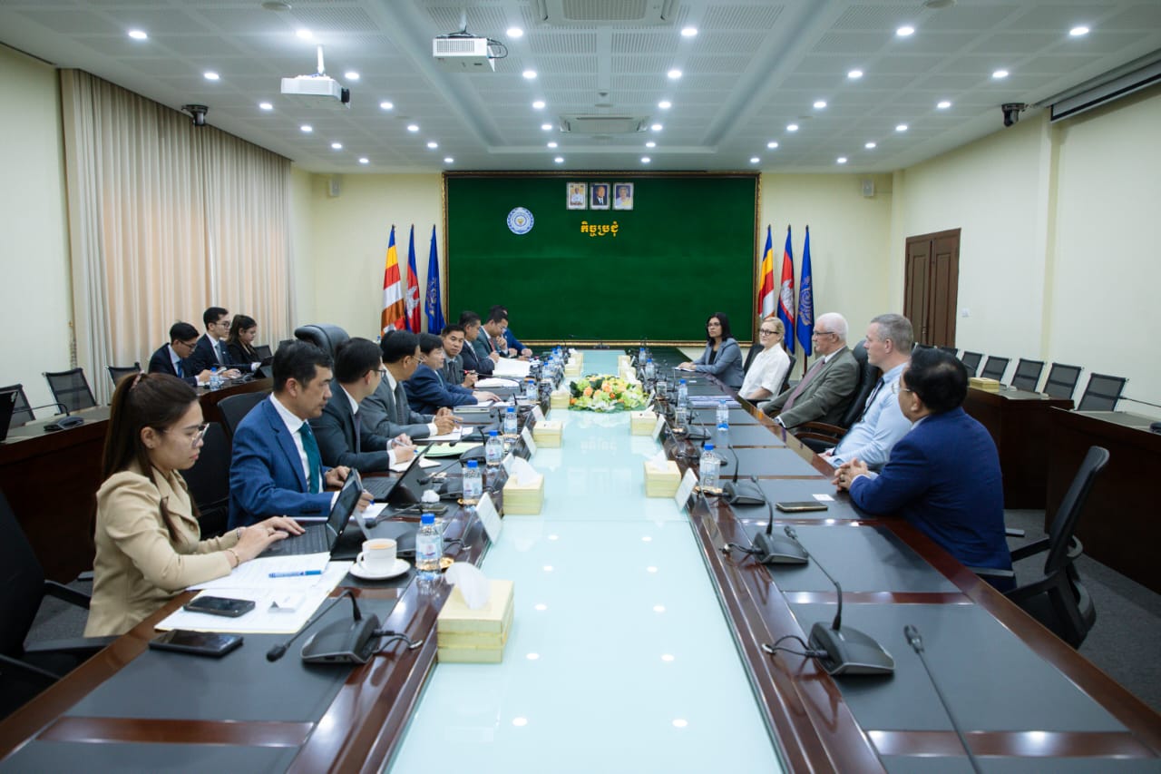 SME Management — SCAN team working alongside Cambodian factory operators